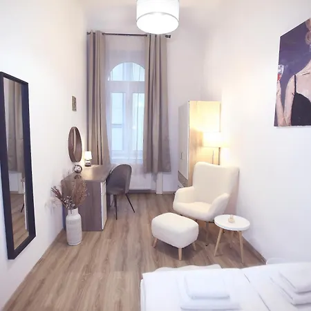 Venus - Bazilika I Appartement *