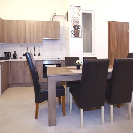 Venus - Bazilika I *